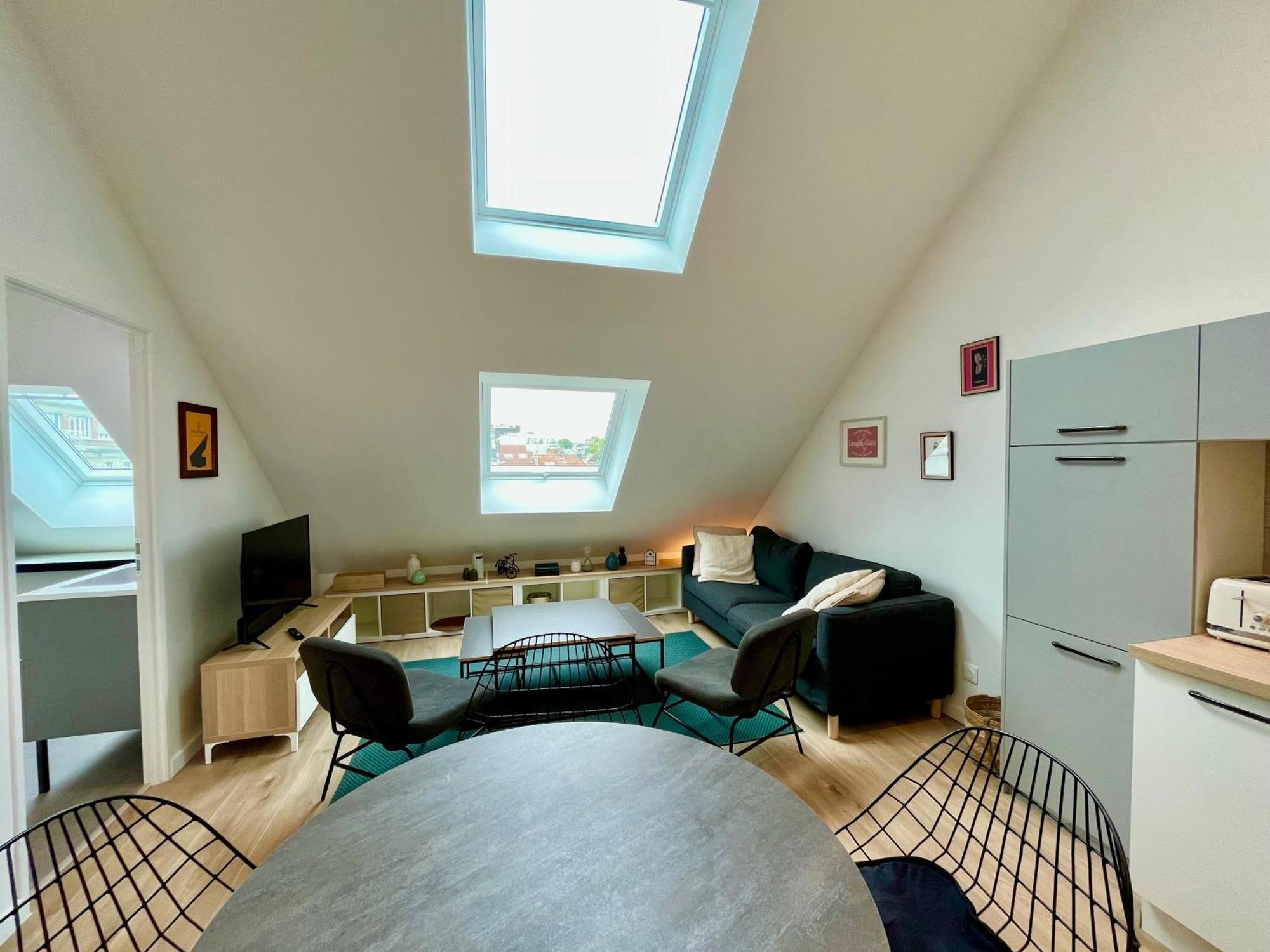 Suite Clovis 7 Reims Luaran gambar