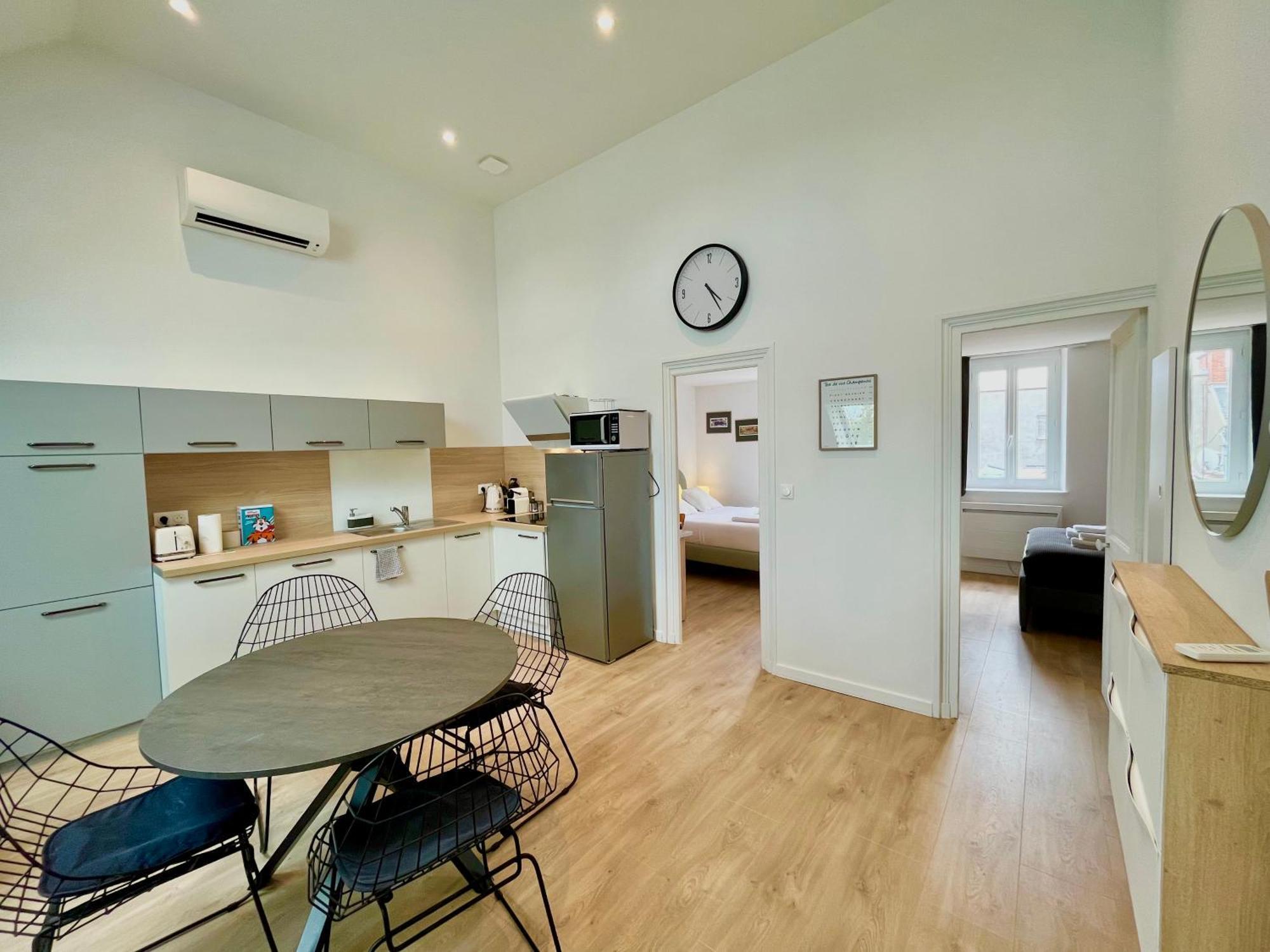 Suite Clovis 7 Reims Luaran gambar